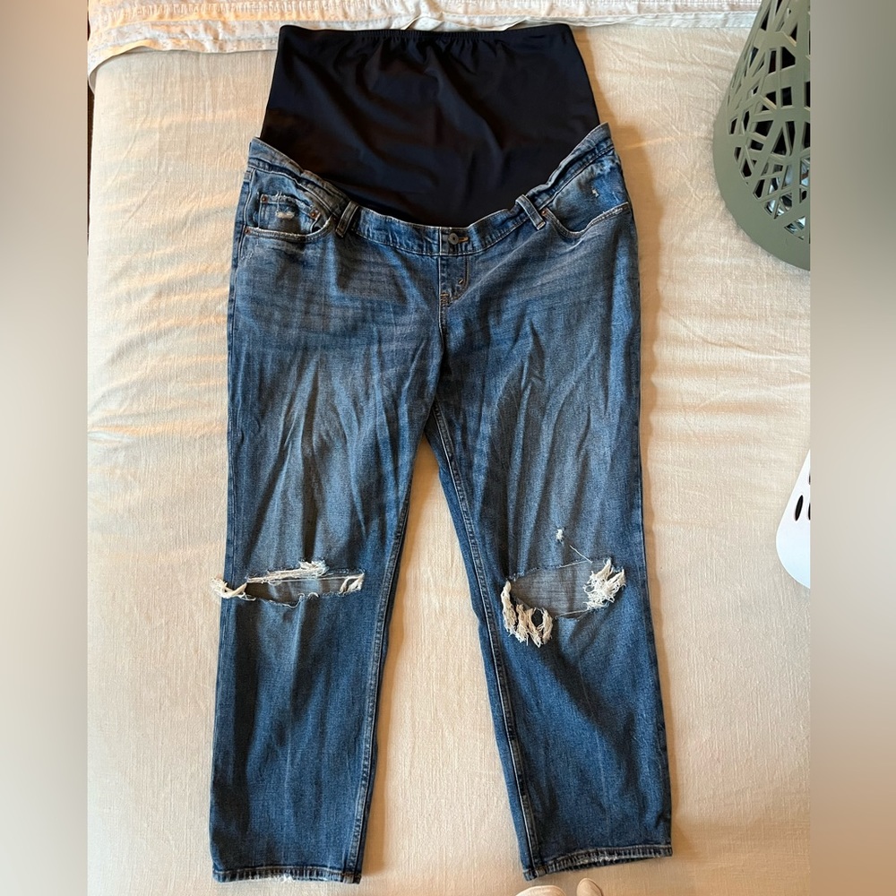 Abercrombie MATERNITY ankle straight jeans - size 33R